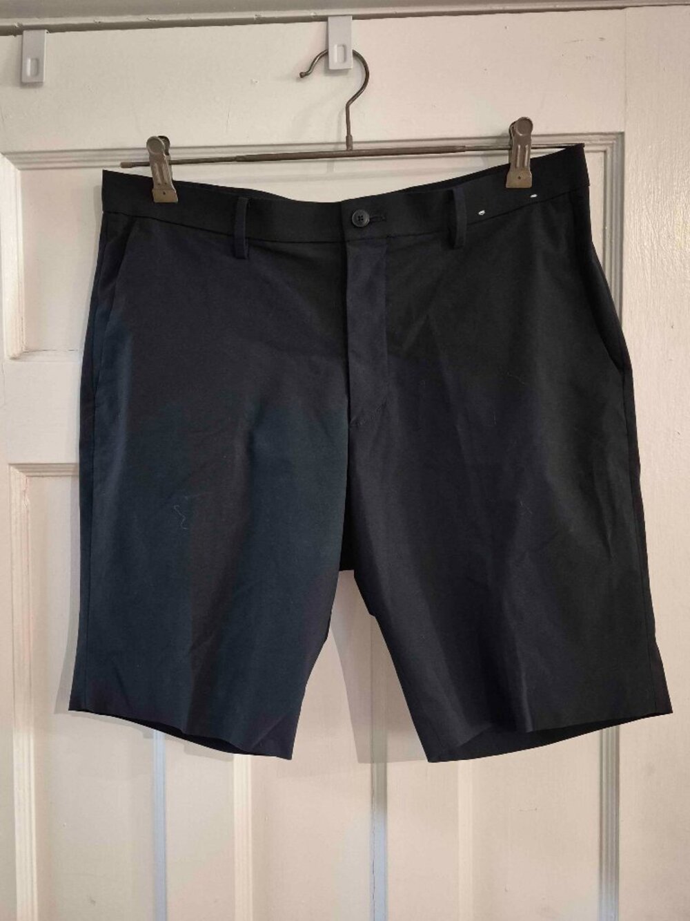 UNIQLO BLK AIRSENSE SHORTS US SZ 32